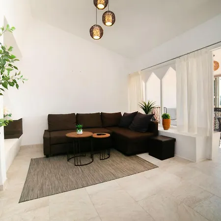 Global Castillos - By Global Holidays 21547 Holiday home